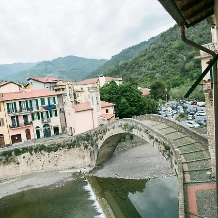 Bb Le Gemme Bed & Breakfast Dolceacqua Exterior photo