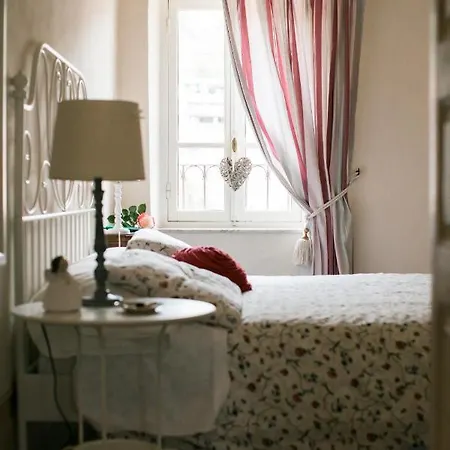 Bb Le Gemme Bed & Breakfast Dolceacqua Exterior photo