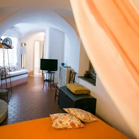 Bb Le Gemme Bed & Breakfast Dolceacqua Exterior photo